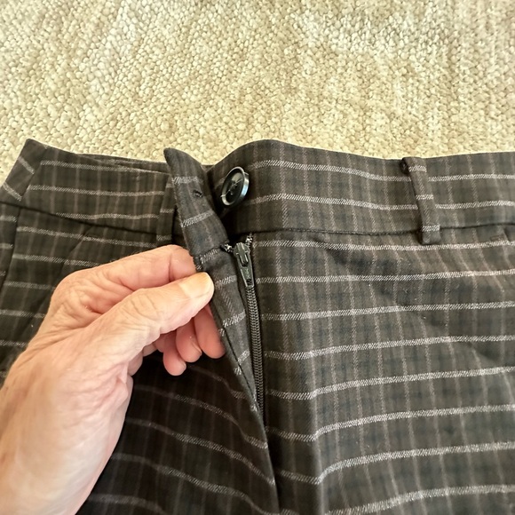 LOFT “High Waist Skinny” Pants. Never Worn. 🦋 - Picture 9 of 9